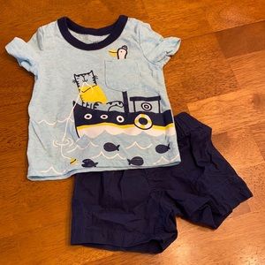 Carter’s short outfit